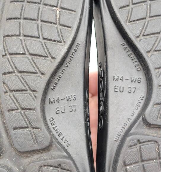 Oofos OOahh Sport Flex Recovery Slide Sandal Unisex Black Size USW6/M4 EU37 - Picture 10 of 11